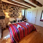 De Rigoulac Sur Reservation Et Table D'hotes Les Jours Sauf Les Jeudis Et Les Dimanches Gasthuis 3*