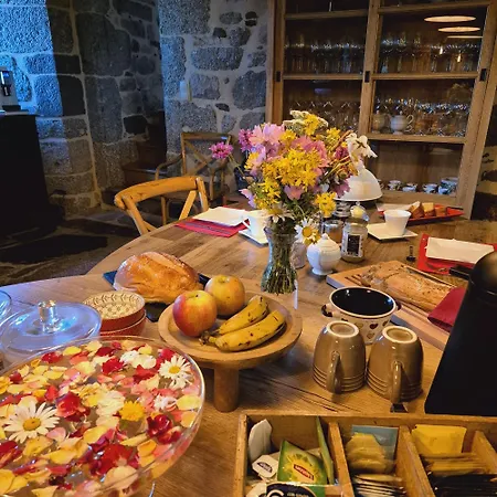 De Rigoulac 5 D'hotes & Sur Reservation Table D Hotes Sauf Les Jeudis Et Les Dimanches Guest house 3*