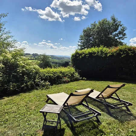 Guest house De Rigoulac 5 D'hotes & Sur Reservation Table D Hotes Sauf Les Jeudis Et Les Dimanches Bouyssounouse
