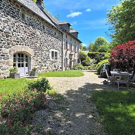 De Rigoulac Sur Reservation Et Table D'hotes Les Jours Sauf Les Jeudis Et Les Dimanches 3*